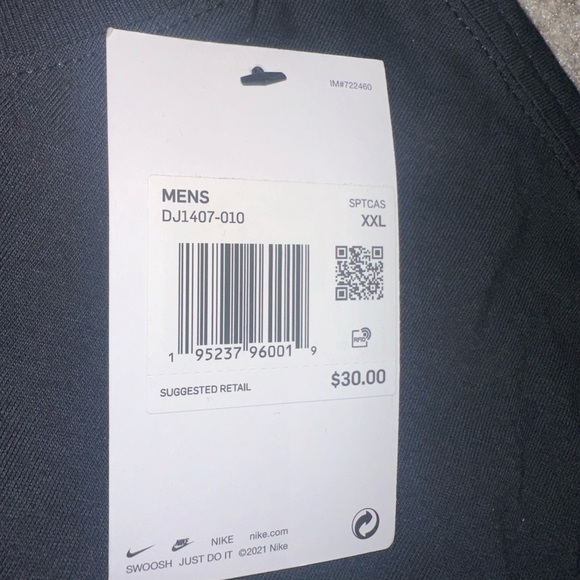 Nike Air with an Aircraft - Picture 5 of 6